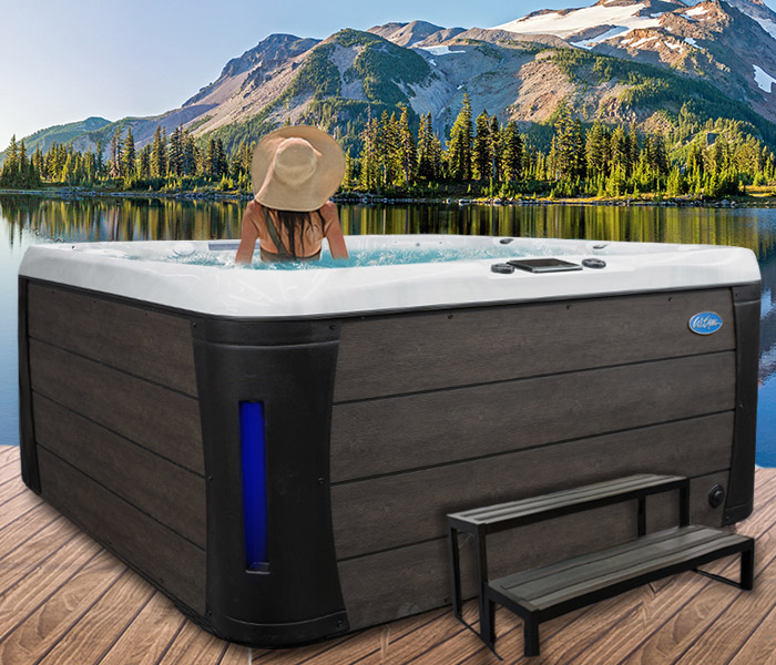 Calspas hot tub being used in a family setting - hot tubs spas for sale Mariestad